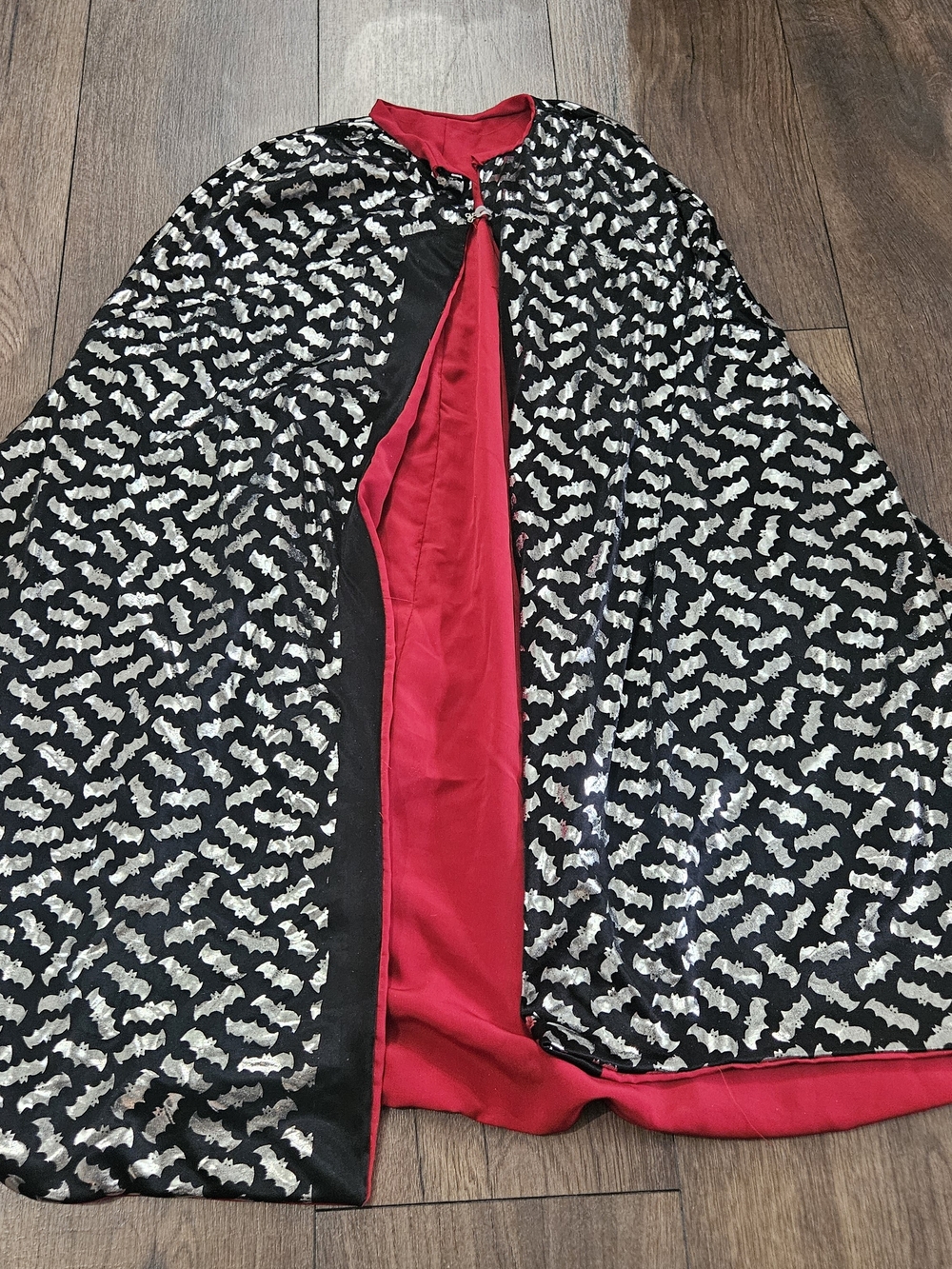 Kids Black and Silver Bat Patterned Cape with Red Lining